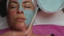 Peel Off Maske ve Jetpeel (Ozon Oksijen Terapisi) İle Cilt Bakımı 1-Peel Off Maskenin Sürülüşü