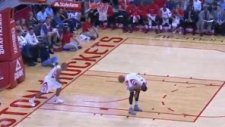 Eski Fenerli Andrew Goudelock Topu Arkadaşının Kalçasına Çarptırarak Oyuna Soktu