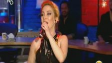Ece Seçkin - Follow Me (Canlı Performans - 3 Adam)