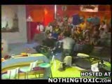 Tv Programında Komik Kaza :))