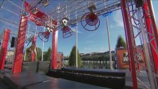 Ninja Warrior'ın Çıplak Yarışmacısı