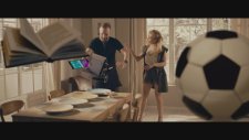 Cortes feat. Lora - Puncte Puncte