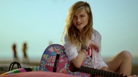 Güliz Ayla - İlk Öpücük Benden Olsun Güliz Ayla - İlk Öpücük Benden Olsun