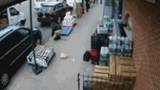Ani Bir Kararla Sıçmak - New York
