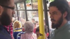 Otobüste Yüksek Sesli Dini Sohbete Tepki