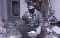 Sur'da Polis Memuru'nun Çektiği Rap Müzik Klibi - Yalnızım Atam