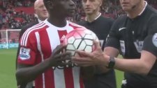 Hakemden Sadio Mané'ye Şaka