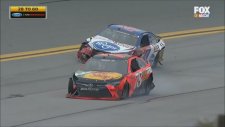 Nascar'da 40 Aracın 35'i Kaza Yaptı