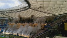Poznan Tribünü Yanıyor! - Sporx