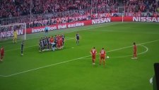 Xabi Alonso'nun Atlético Madrid'e attığı frikik golü