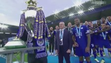Premier Lig Şampiyonu Leicester City Kupayı Kaldırdı!