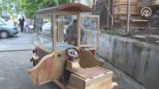 Kirayı Fazla Bulan Esnaf Mobil Dükkan Tasarladı