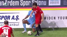 A Spor - Türk Yıldızları 9 - 11 Dünya Yıldızları Maç Özeti / Darülaceze İçin Sahada
