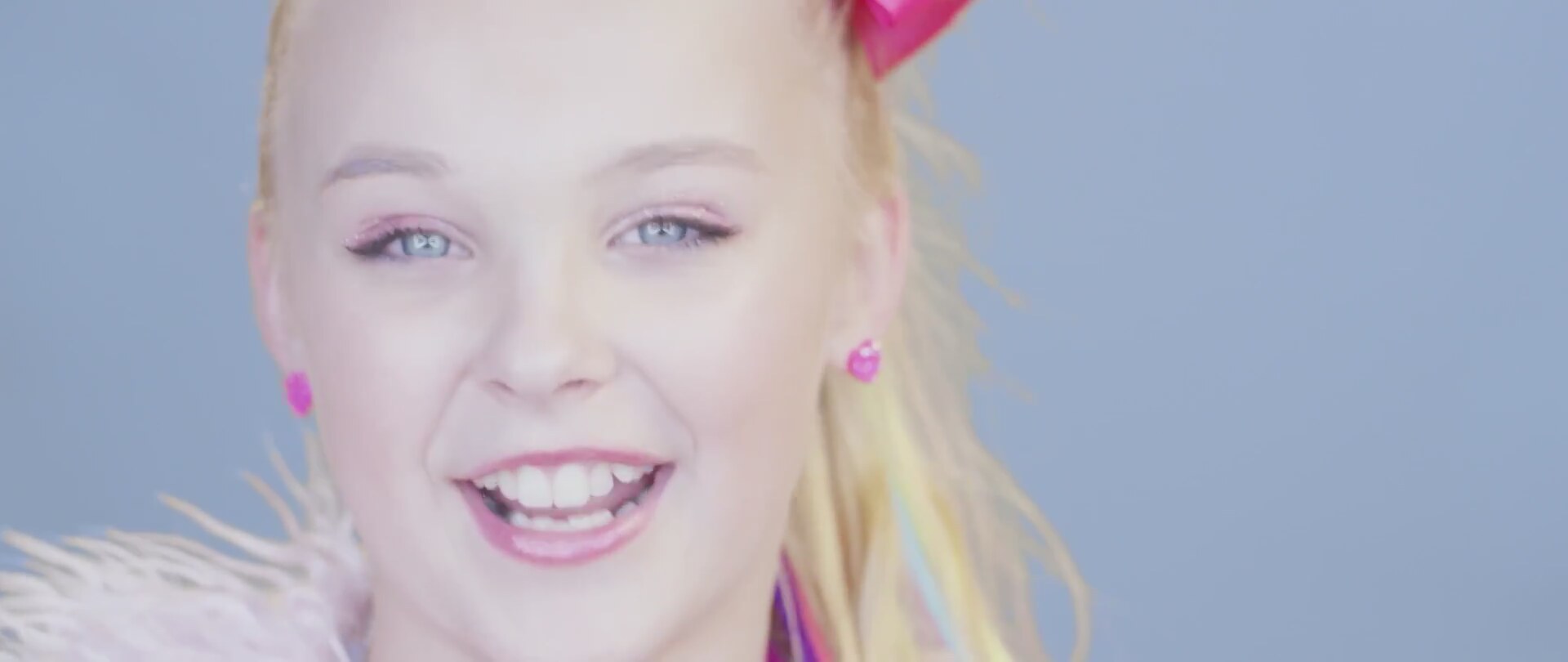 Jojo Siwa Boomrang Wallpaper - WallsKid - 1920 x 810 jpeg 58kB