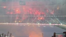 Vodafone Arena Yanıyor!