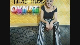 Yıldız Tilbe - Sanki Burdasın Yıldız Tilbe - Sanki Burdasın