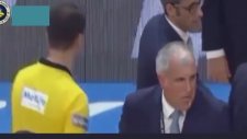 Obradovic Sarı Kırmızılı Küstah Bir Taraftarın Tükürüğüne Maruz Kaldı