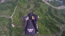 Çin'de 6 Bin Metreden Wingsuit Atlayışı