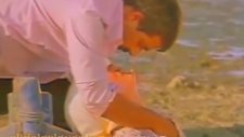 Kurbağalar (1985) - Ateşi Başına Vuran Kadın