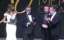 Güneri Cıvaoğlu: Gecce Kocaman Bir İnci Tanesidir - Magazin