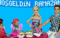 Barbie Ve Ailesi Hoşgeldin Ramazan | Barbie Oyunu | Evcilik Tv