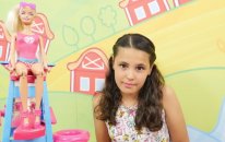 Barbie Cankurtaran oyunu. Havuzda oyunu oynuyoruz. Kız oyuncakları