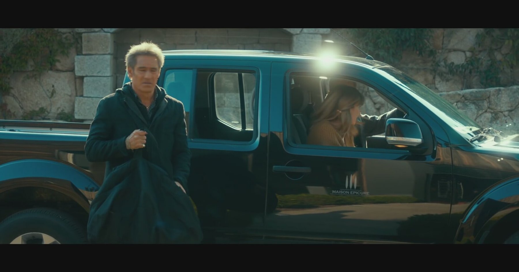 Pension Complète Bande Annonce PENSION COMPLETE - Bande-Annonce Officielle - Dubosc / Lanvin (2015