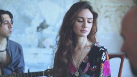 Alex - Birce Akalay - Manidar Alex - Birce Akalay - Manidar