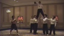 Tavanı Tekmeleyen Adam - Tony Jaa