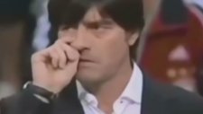 Joachim Löw koklamaktan vazgeçmiyor