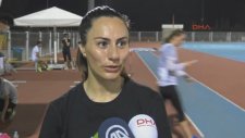 Aslı Çakır Alptekin Pistlere Geri Döndü - Sporx