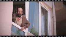 Bizimkiler Apartmanında Çekilen Vodafone Reklam Filmi: Benim Adım Cemil ve Beyaz