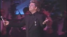 Zeki Müren - Dertliyim Ruhuma Hicranımı Sardım da Yine