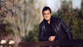 Ali Çakar - Üğrünü Üğrünü Gelir Dereden - Fasıl Şarkıları Ali Çakar - Üğrünü Üğrünü Gelir Dereden - Fasıl Şarkıları