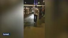 DİNSİZ KEMALIN ASKERLERİ KÖPRÜDE HALKA ATEŞ ETTİ ÖLÜLER VAR HAİNLERİN DARBE GİRİŞİMİ SONLARI OLACAK