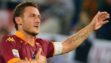 Totti'nin Tek Dokunuşu Yetti