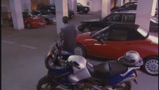 Polat Alemdar'ın Aşırı Teçhizatlı Silah Deposu