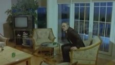 Sevgilisi ve Babası Arasında Kalan Gencin Kafasına Sıkması