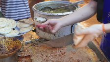 Çin Sokak Lezetleri - Sığır Etli Hamburger