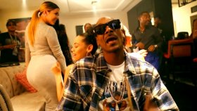 Snoop Dogg - Kill 'Em Wit The Shoulders Ft. Lil Duval Snoop Dogg - Kill 'Em Wit The Shoulders Ft. Lil Duval