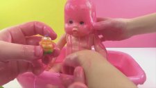 Oyuncak Bebeği Slime'le Vaftiz Eden Youtube Tarikatı