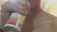 Çakmak Gazı Çeken Çocuk