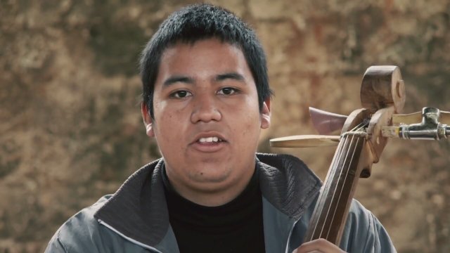 Landfill Harmonic (2015) Fragman