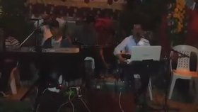 Adem Yavuz - Hele Gel Adem Yavuz - Hele Gel