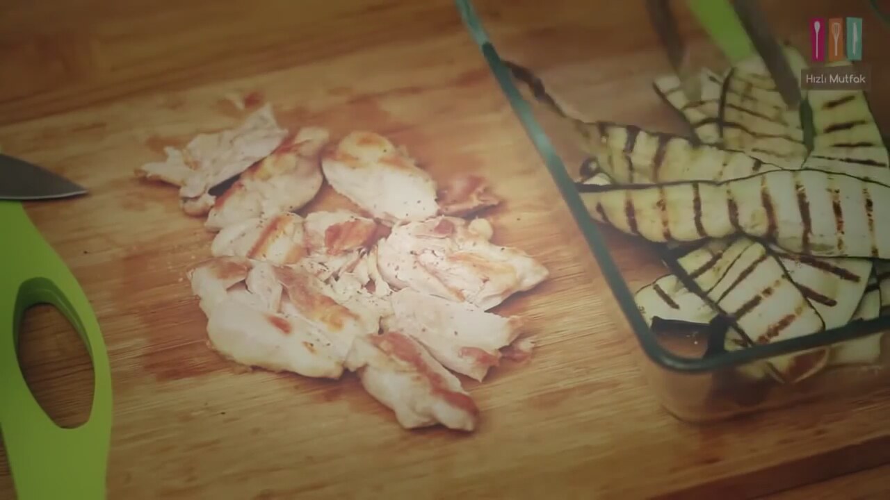Fırında Tavuk But Tarifi Videosu Fırında Tavuk But Tarifi Videosu