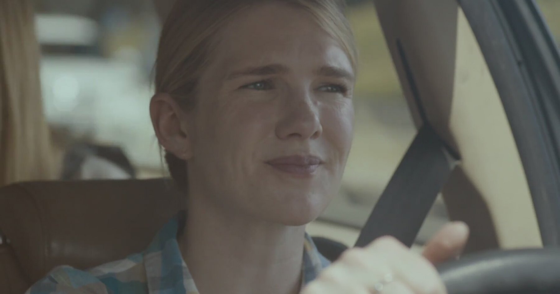 Miss Stevens (2016) Fragman