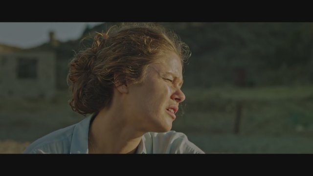 Çok Uzak Fazla Yakın - Teaser