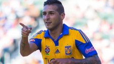 Sosa'dan muhteşem gol