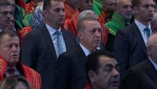 Yargıçların Erdoğan Salona Girince Ayağa Kalkması