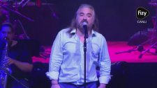 Volkan Konak - Çav Bella (Canlı Performans)